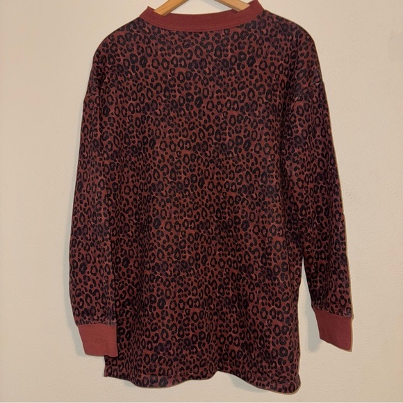 VICTORIA SECRETS SPORT LEOPARD‎ SWEATSHIRT TUNIC SIZE XS - Picture 2 of 4